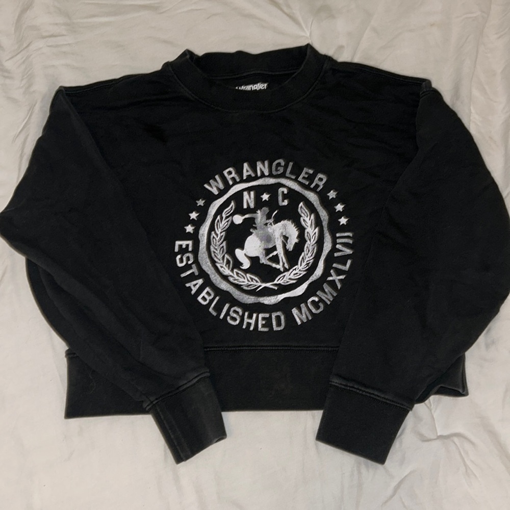 Black wrangler brand semi-cropped crewneck Womens Size XS